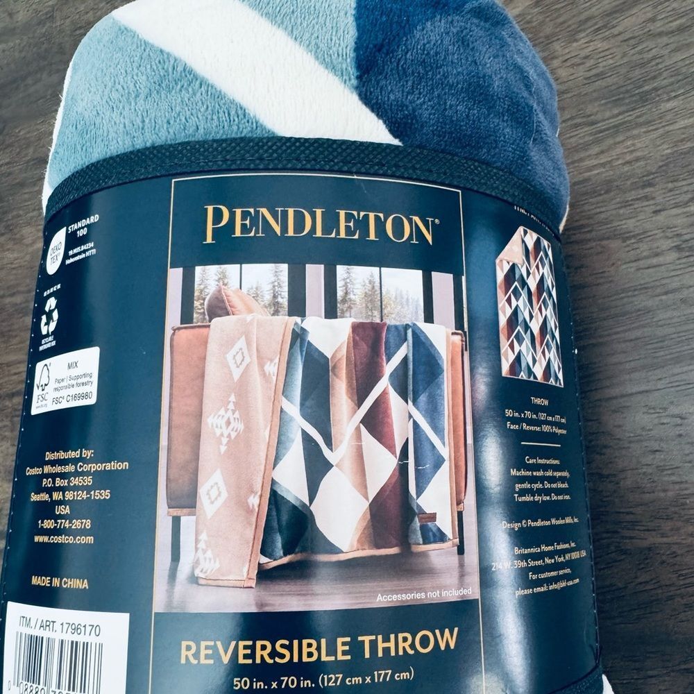 Pendleton Reversible Plush Throw Blanket Aztec Southwest Western